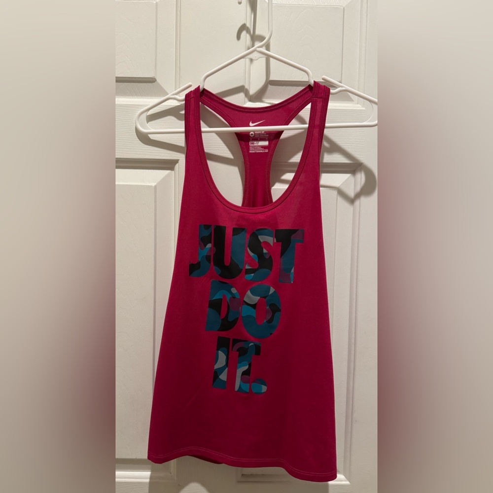 Nike activewear tank top size medium